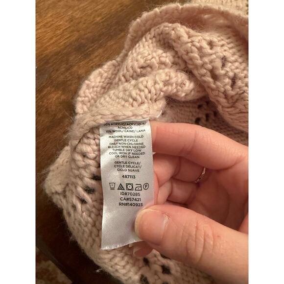 LOFT Women's Pale Pink Crewneck Crochet Knit Sweater Size Small - Picture 3 of 7